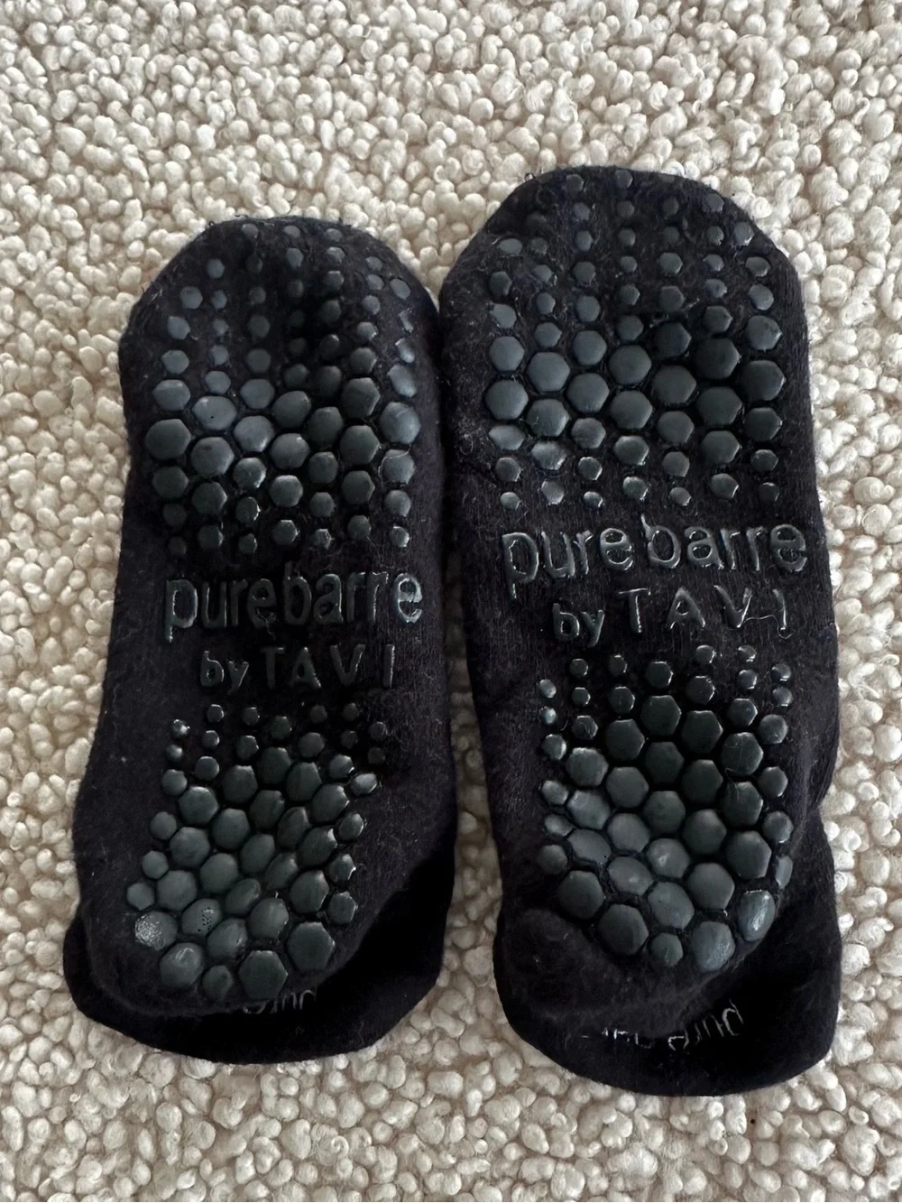Pure Barre by tavi sticky grip low rise socks black SM VA Virginia